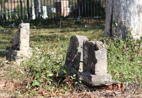Graves outside of the fence Photo by Cindy Griffin ©2023