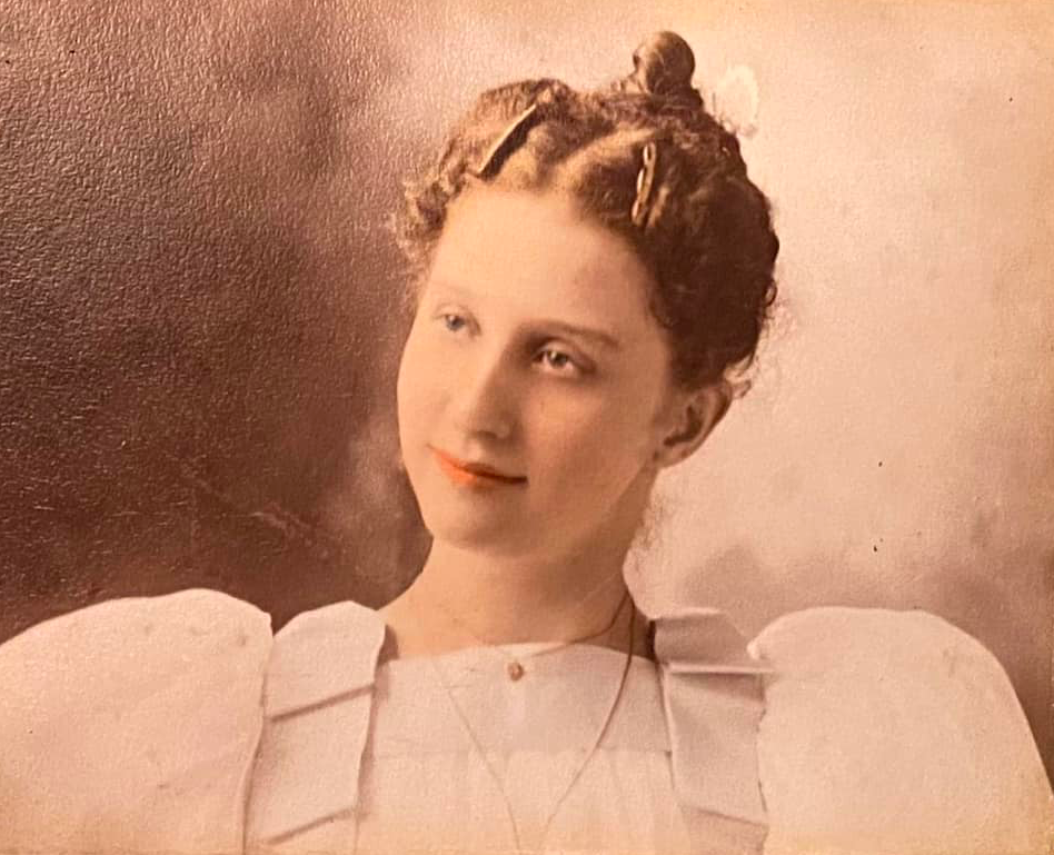 Portrait of Ada Elizabeth Sams Lewis. Courtesy of Laura Lewis Blischke Portrait of Ada Elizabeth Sams Lewis. Courtesy of Laura Lewis Blischke