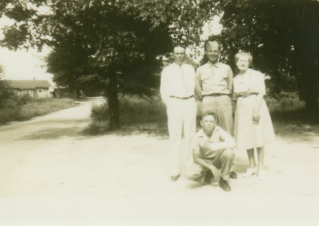 Jim Minter, Frank and Rachel Reeves and Jimmy Minter. Courtesy of Nancy Reeves Jim Minter, Frank and Rachel Reeves and Jimmy Minter. Courtesy of Nancy Reeves