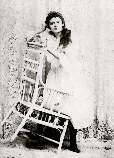Portrait of Clemanza Lewis Matthews from 1898. Courtesy of Erica Roberts Chapell Portrait of Clemanza Lewis Matthews from 1898. Courtesy of Erica Roberts Chapell